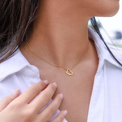 NANA Delicate Heart Necklace (White or Yellow Gold Variations)